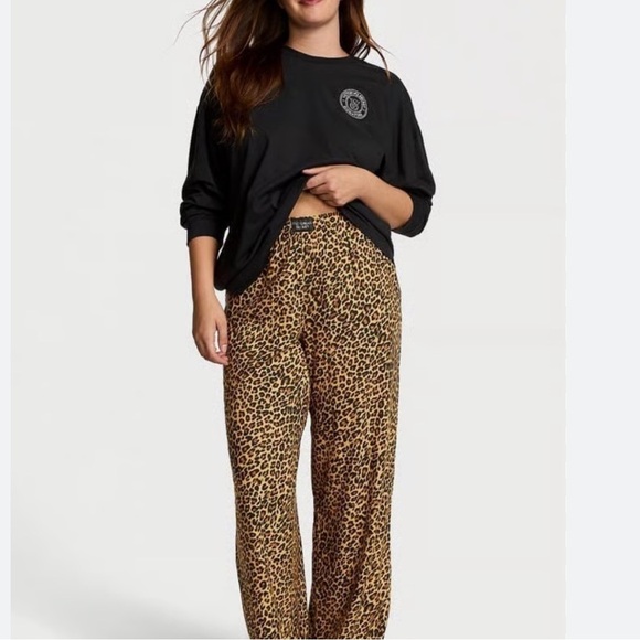 New Victoria’s Secret Pajama Set - Picture 2 of 7